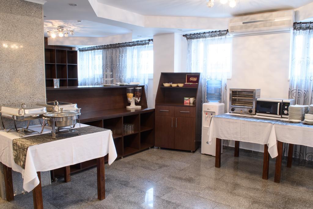 Hotel Clas Eforie Nord Esterno foto